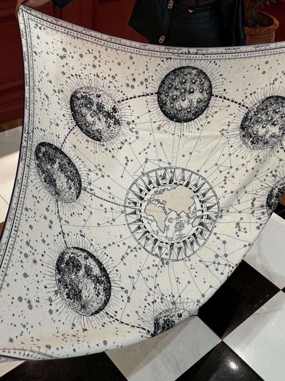Dior Scarf - Picture 11 of 11